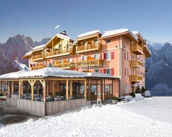 Lady Maria Hotel & Resort - Malosco - Gebäude