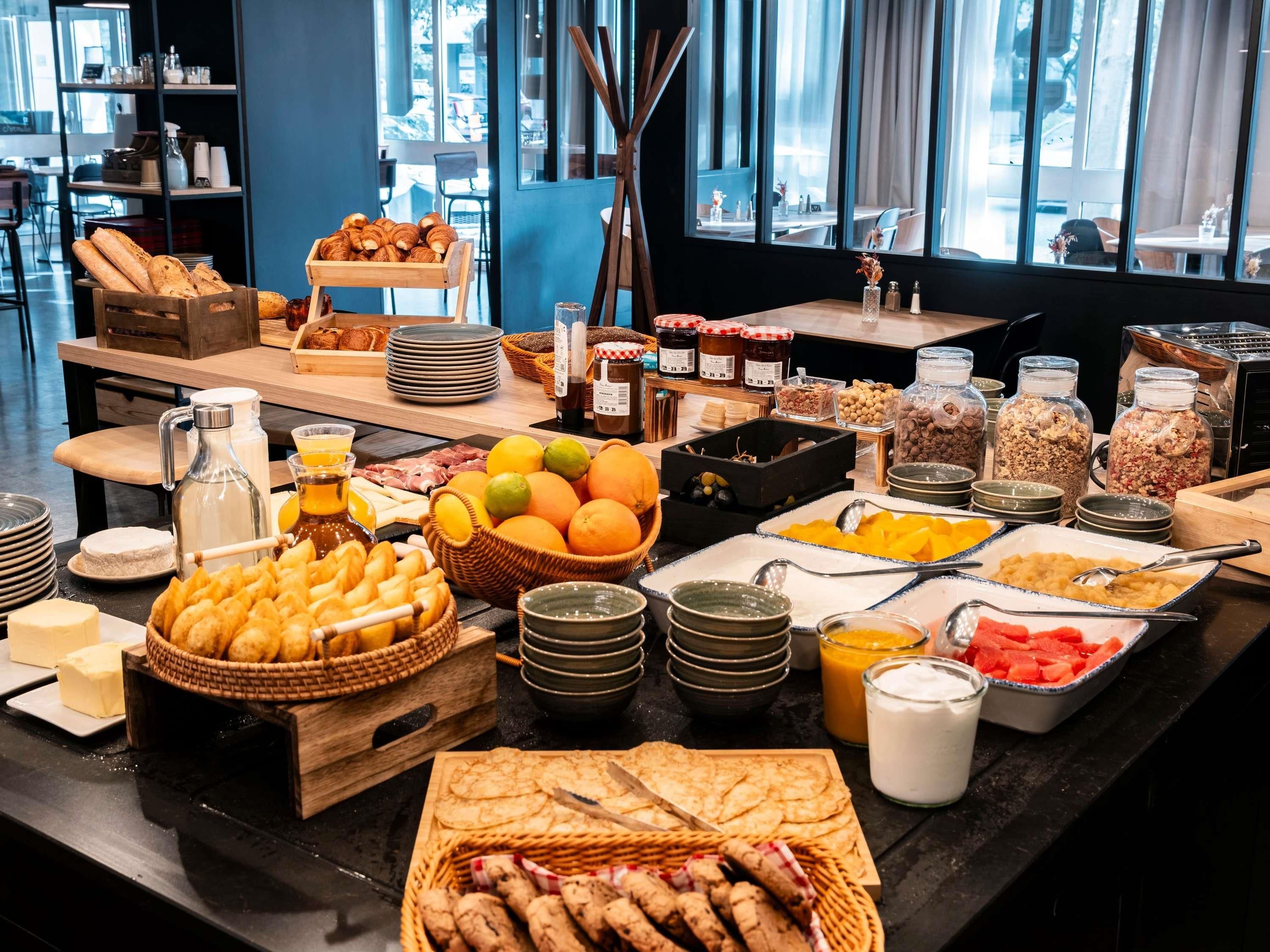 Ibis Styles Lyon Villeurbanne - Villeurbanne - Essbereich