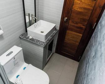 Step Back in Time with Modern Comfort: 1-Bedroom Hideaway in Vigan City. - Vigan City