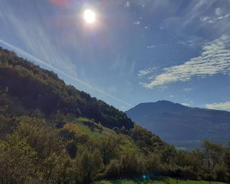 Gîte Pause du Berger - Saint-Pastous - Vista del exterior