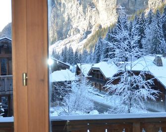 Hôtel et Chalet Au Coin Du Feu Chilly Powder - Morzine - Edificio