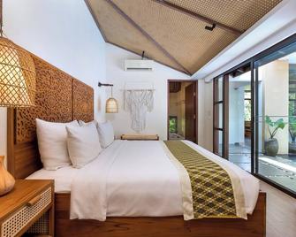 Ubud Green Resort Villas Powered by Archipelago - Gianyar - Спальня