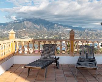 Casa Maria - Viñuela - Balcón