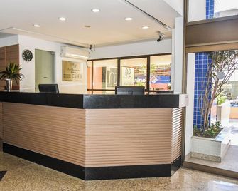 Mont Blanc Apart Hotel - Nova Iguaçu - Front desk