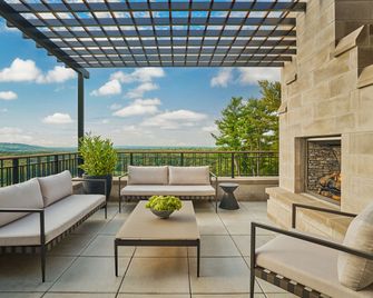 Pendry Natirar - Peapack and Gladstone - Balcony