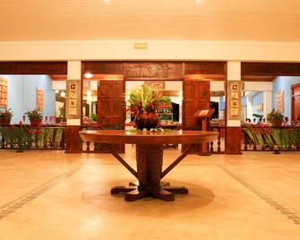 Hotel Cote d'or Lodge - Baie Sainte Anne - Lobby