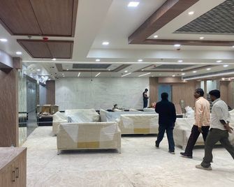 Greater Noida/Blue Diamonds Inn - Greater Noida - Lobby