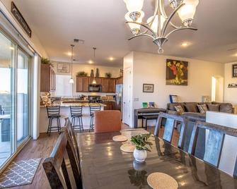 New! Cozy Granville Retreat W/ Modern Amenities - Prescott Valley - Essbereich