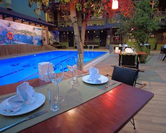 Oscar Boutique Hotel - Antalya - Piscina