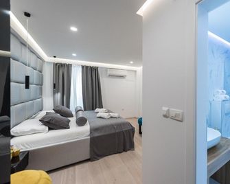 10 Heritage Rooms - Zadar - Bedroom