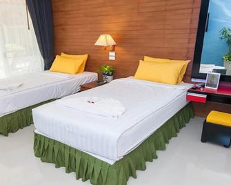 Marine Chaweng Beach Resort - Ko Samui - Bedroom