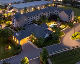 Homewood Suites by Hilton Lexington Fayette Mall - לקסינגטון - בניין