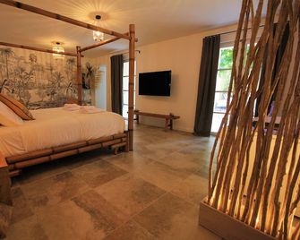 La Maison De L`Olivier - Avignon - Chambre