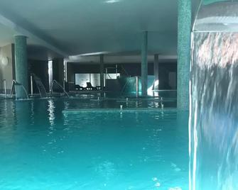 Hotel Bienestar Termas De Vizela - Vizela - Pool
