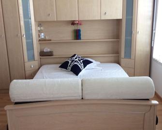 B&B Kelly - Chavannes-près-Renens - Schlafzimmer