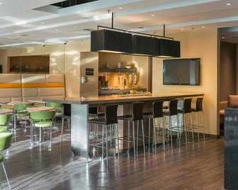 Hampton By Hilton Barranquilla - Barranquilla - Bar