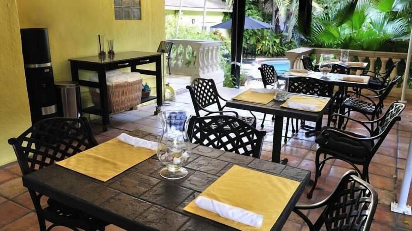 Mango Inn Bed and Breakfast