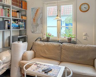 1 Bedroom Cozy Apartment In Brantevik - Brantevik