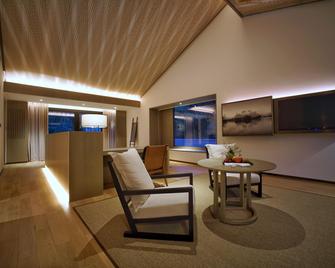 يانجشو شوجار هاوس - غويلين - غرفة معيشة