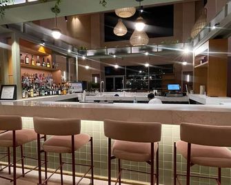 Novotel Monterrey Valle - מונטרי - בר