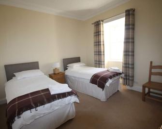 Covesea Lighthouse Cottages - Lossiemouth - Bedroom