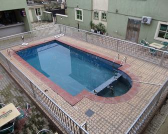 Akma Signature Hotel And Suites - Ibadan - Pool