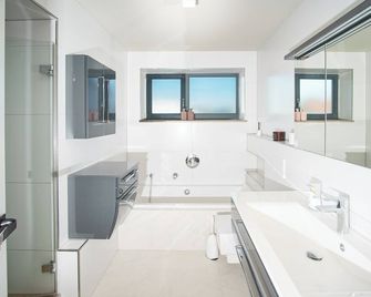 Luxuriöse Maisonette Oase mit Panoramablick - Stuttgart