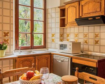 Nice apartment for 4 people with WIFI, TV, patio and pets allowed - Lipomo - Cucina