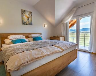 House Delic - Gornji Babin Potok - Schlafzimmer