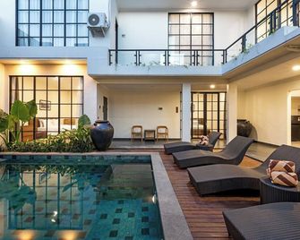 Beach8 Canggu By Kerta Living - North Kuta - Pool