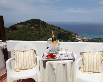 Hotel Gallo Nero - Marciana - Balkon