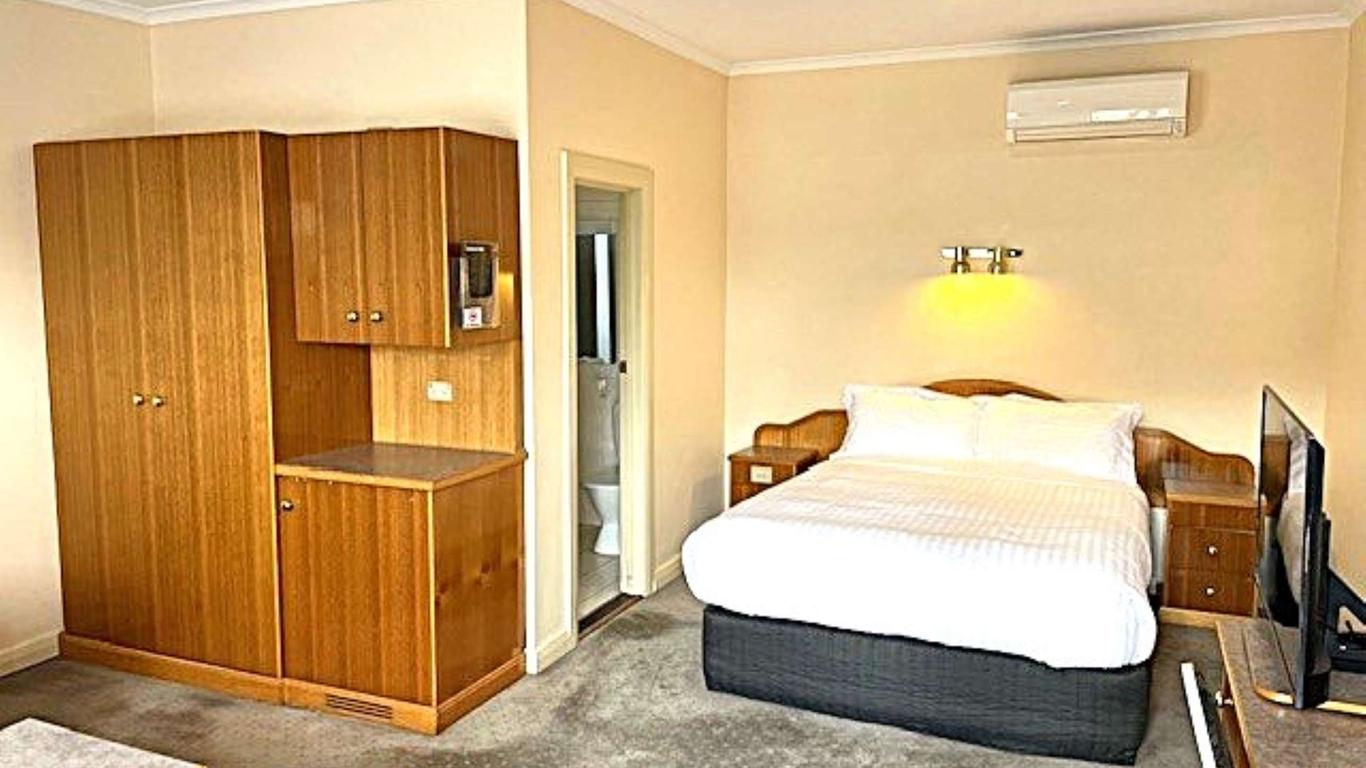 غلينيلغ موتيل