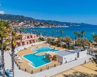 Oustal Del Mar - Le Lavandou - Pool