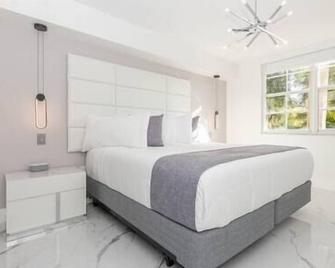 Yacht Club At Aventura Lux 2 Bed 2 Bath Brand New 2021 - Aventura - Habitación