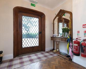 Whitethorn Bed And Breakfast - Congleton - Room amenity