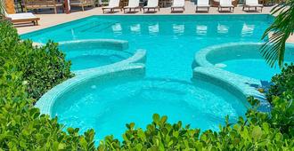 Hotel Pousada Experience Joao Fernandes - Búzios - Pool