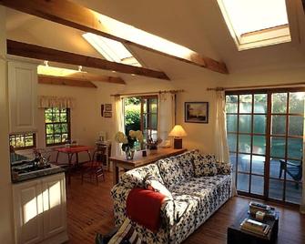 Hudson Valley, the Gunks - Beautiful Cottage - Kerhonkson - Sala de estar