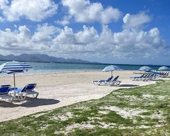 Coralito Bay Suites & Villas - The Valley - Strand