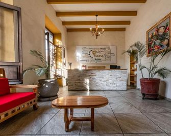 Hotel Meson de Isabel - Куеретаро - Рецепція