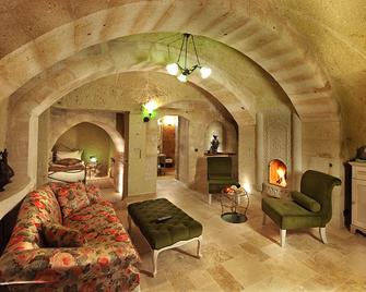 Tafoni Houses Cave Hotel - Ürgüp - Living room