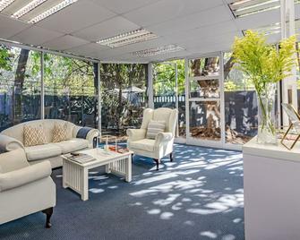Silver Oaks Boutique Hotel - Durban - Lounge
