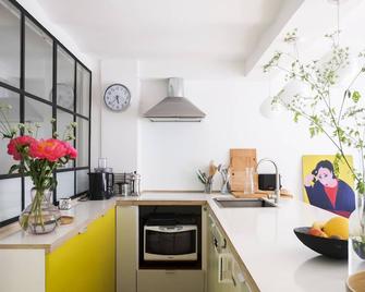 Two pretty bedrooms on the ground floor of my house - Montreuil - Cocina