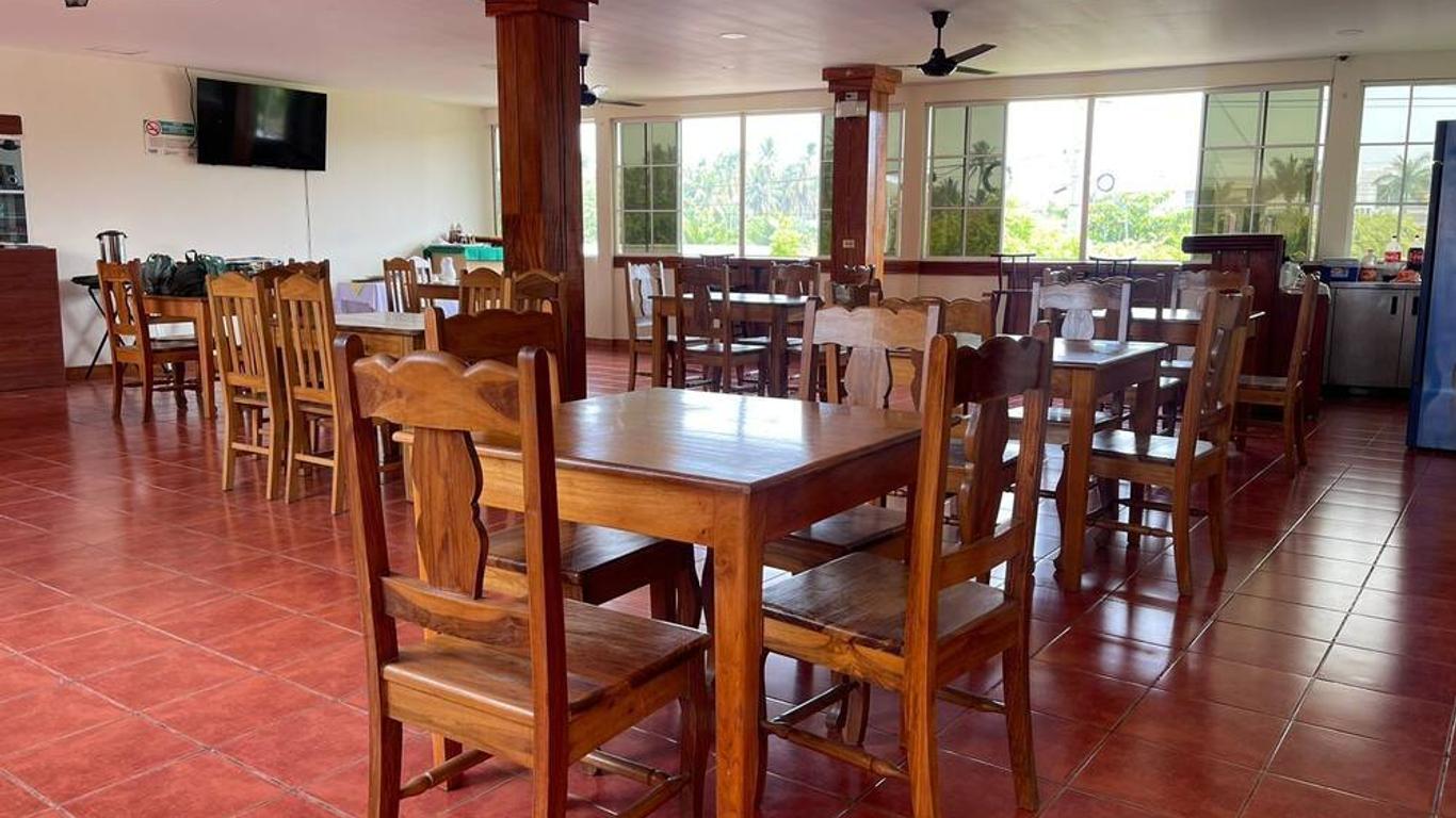 Hotel Real Costa Inn