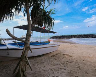 Sea View Villa - Hikkaduwa - Beach