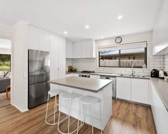 Utimate Seaside Holiday in Central Torquay - Torquay - Keuken