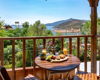 Old Town Hotel Kalkan - Каш - Балкон