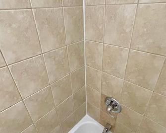 Spacious 4-BDS apt in Gramercy with AC, WiFi. Perfect for couples or families! - New York