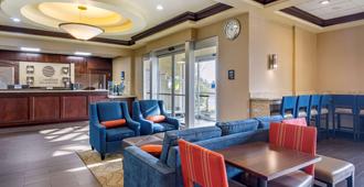 Comfort Inn and Suites Seattle North - Seattle - Aula