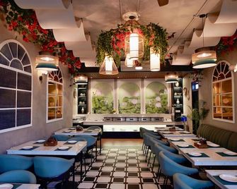 Narayan Kothi - Varanasi - Restaurant