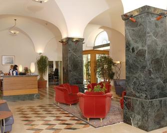 Hotel Vecchio Mulino - Monopoli - Hall d’entrée
